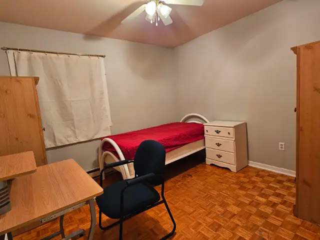 Room ALL included. Metro Beaubien/Fabre. Available week/month62864751160194123