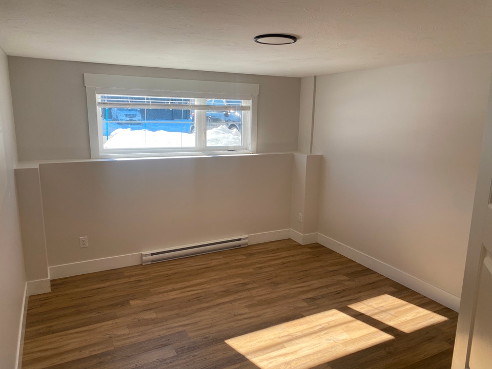 $1500 / 3 bed / 1.5 bath townhouse in Moncton North. 4