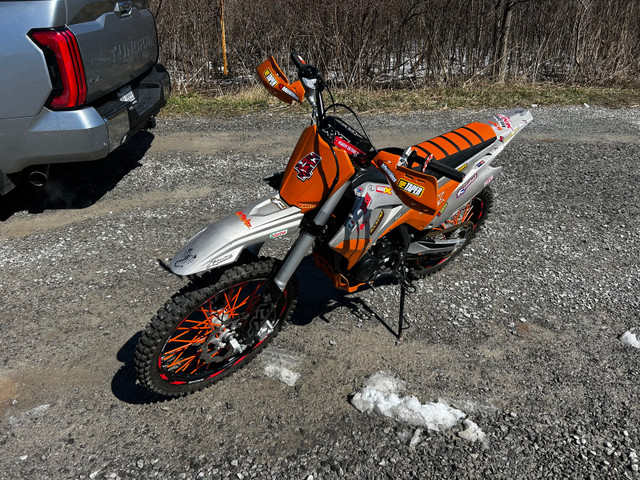 250mx 2022 with ownership  in Dirt Bikes & Motocross in St. Catharines - Image 3