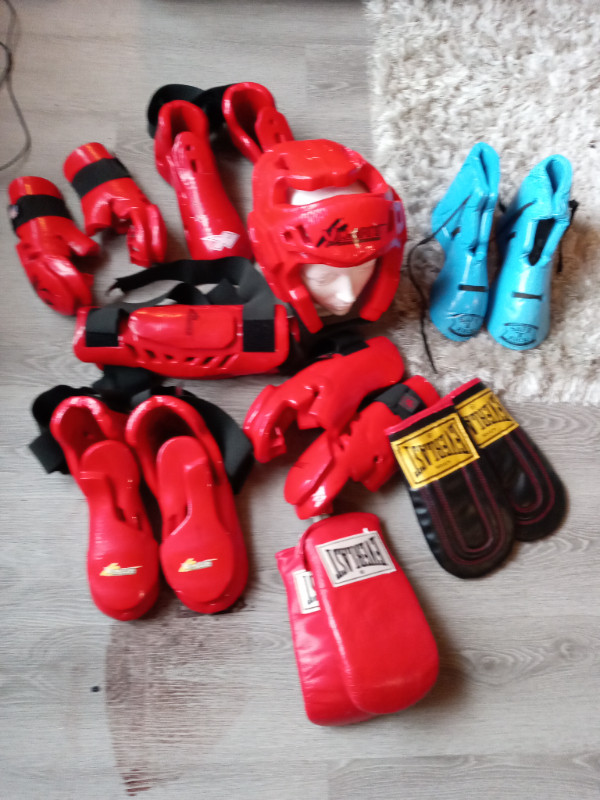 KICK BOXING SPARING GEAR ALL FOR$125 in Exercise Equipment in City of Halifax