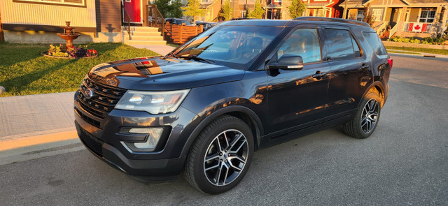 2017 Ford Explorer Sport in Cars & Trucks in Calgary