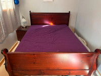 Queen bedroom furniture set