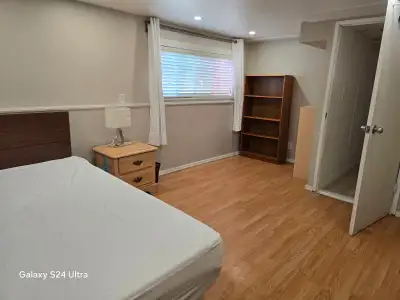 Private big room in a fully furnished apt of 3 bdr, prime central location in coquitlam, utilities i...