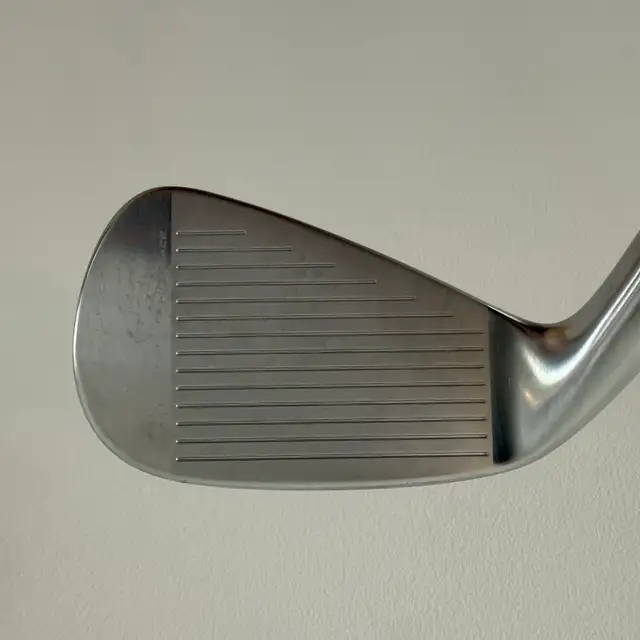 Cobra King Tec X 7 Iron Stiff RH in Golf in Guelph - Image 4