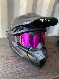 Snowmobile helmet w/goggle combo