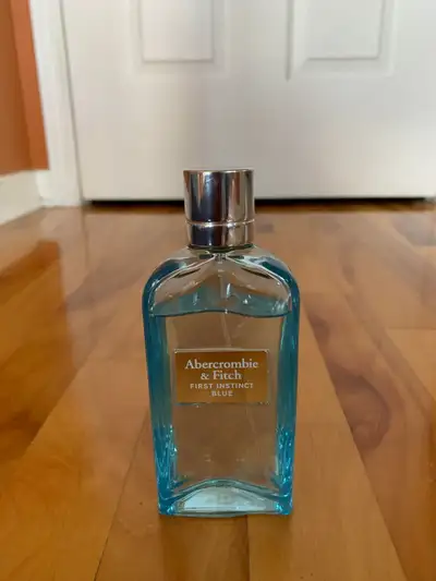 Abercrombie and Fitch First Instinct Blue pour femme - Eau de pa, View more