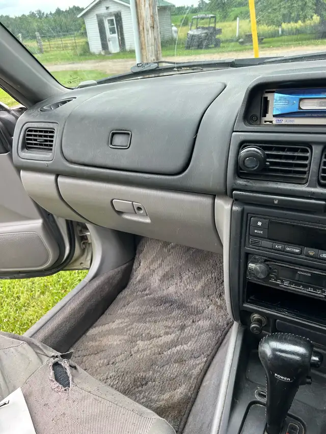 2000 RHD Subaru Forrester in Cars & Trucks in Cornwall - Image 4