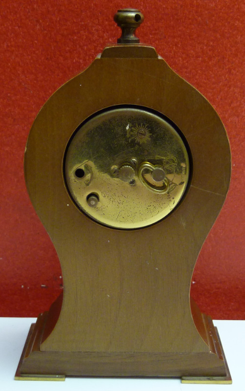 Europa Wind Up /Alarm Clock/ Vintage 50s in Arts & Collectibles in Hamilton - Image 3