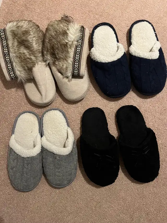 slippers for women  in Women's - Shoes in Kitchener / Waterloo - Image 2