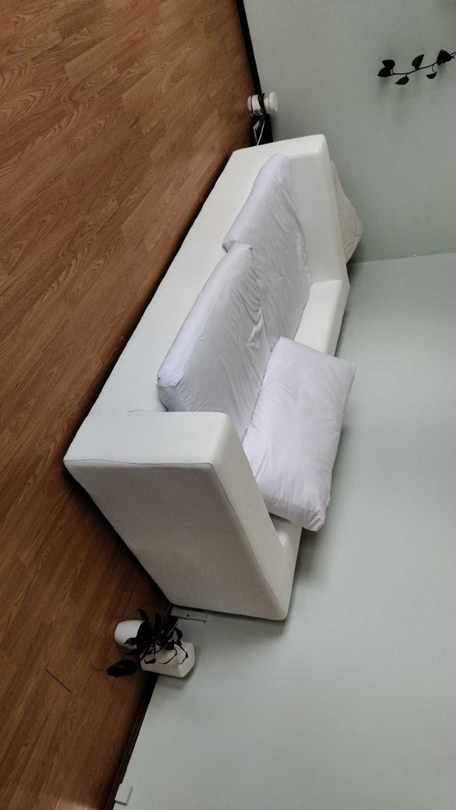 white couch in Free Stuff in Saskatoon - Image 2