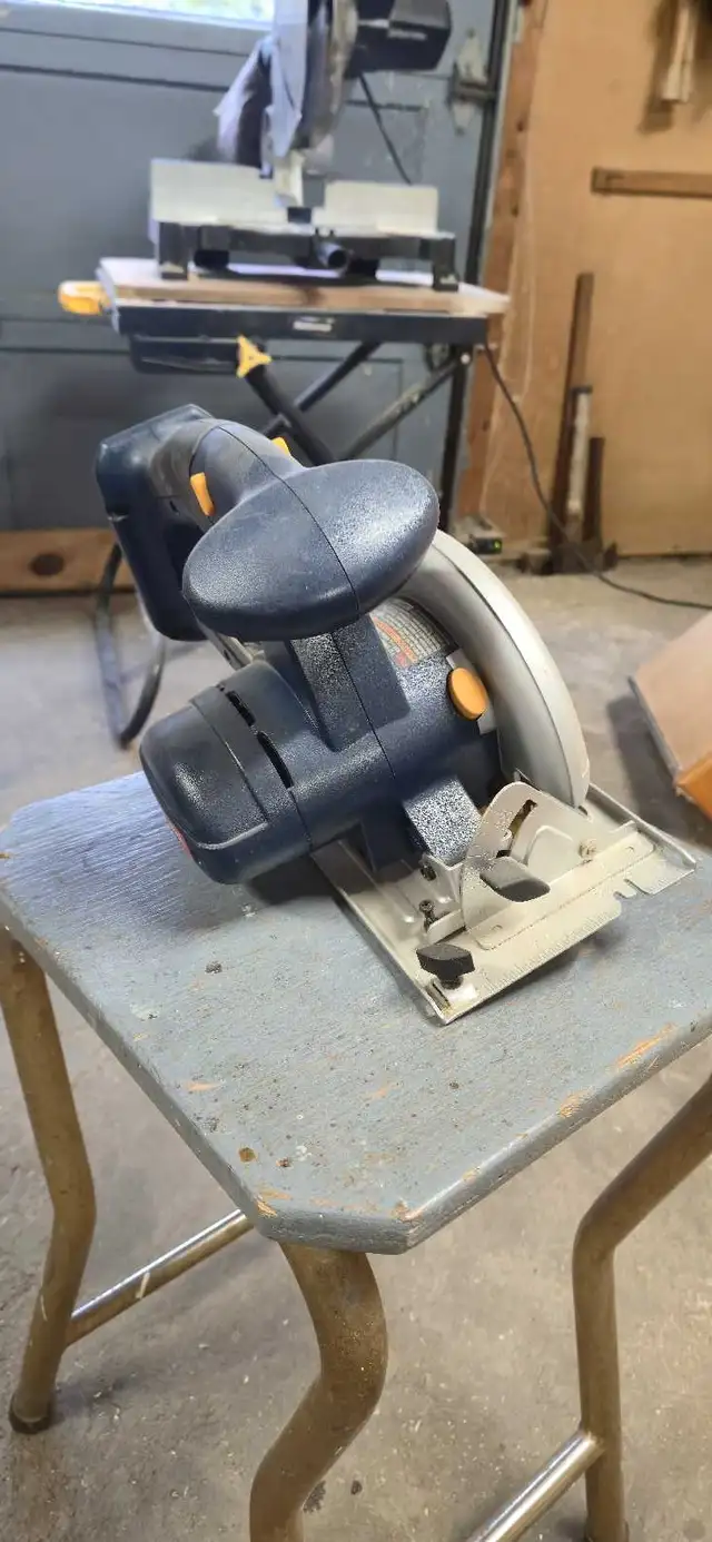 Ryobi cordless circular saw in Power Tools in St. Albert - Image 3