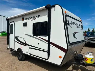 2014 StarCraft Launch 16RB Unit #2026-20 2912 LBS UVW / 3500 LBS GVWR Sleeps 6-7 One owner unit!! A...