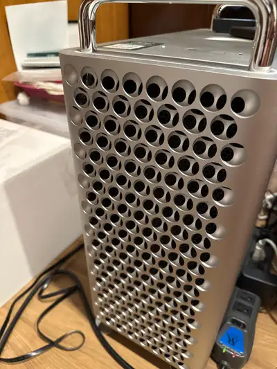 Apple Mac Pro 7.1 3.5 GHz 8-Core 96GB RAM 1 TB 16GB W5700X, View more