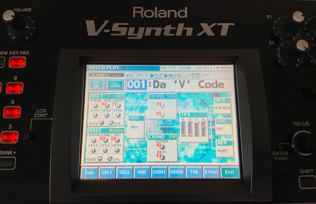 Roland V-Synth XT in Pianos & Keyboards in Winnipeg