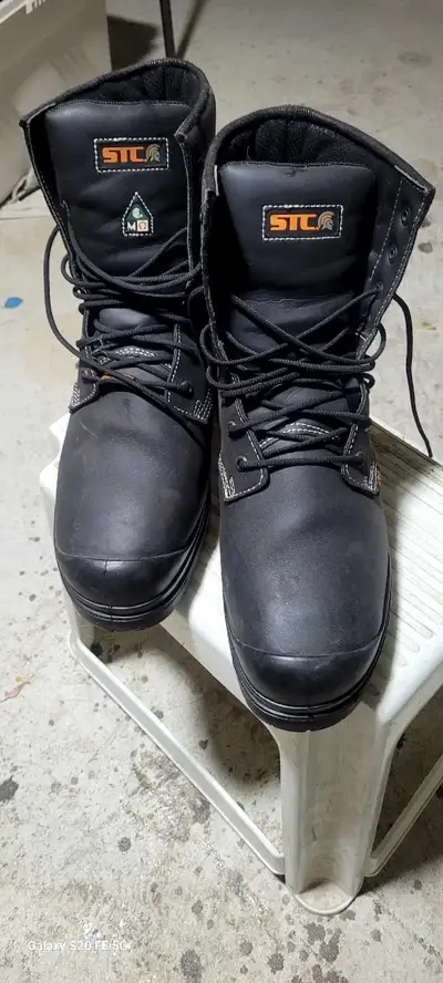 STC Size 13 Work Boots * Condition 10/10 *, View more