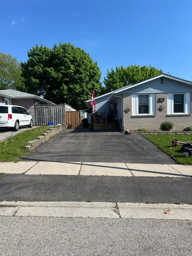 Driveway Sealing554748260521748482