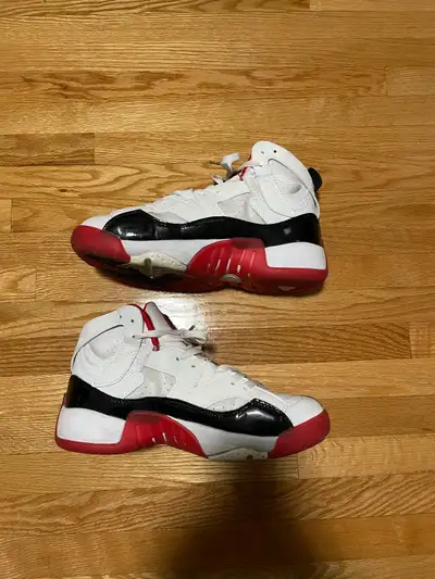 Jordan 6 rings rouge et blanc , View more
