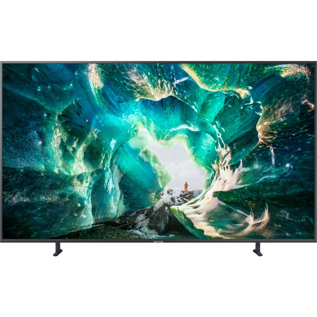 Samsung 82” 4K TV UN82RU8000F in TVs in Markham / York Region