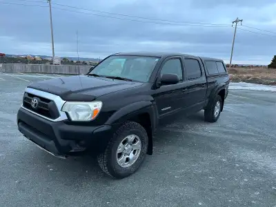 Selling: 2013 Toyota Tacoma SR5 V6 Crew Cab Details: * 6 ft box * 272,000 KM * One owner * On the tr...