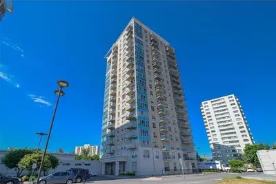 Beautiful, two bedroom, two bathroom corner unit on the penthouse floor. Located centrally, this sui...