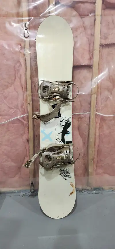 Ride Vista women's snowboard 145cm, with Ride bindings, View more