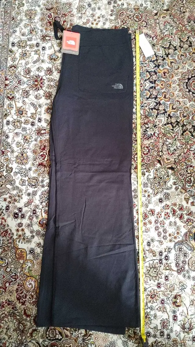 Brand New, The North Face Women's Pants W Sun Rise XL in Women's - Bottoms in City of Toronto - Image 10