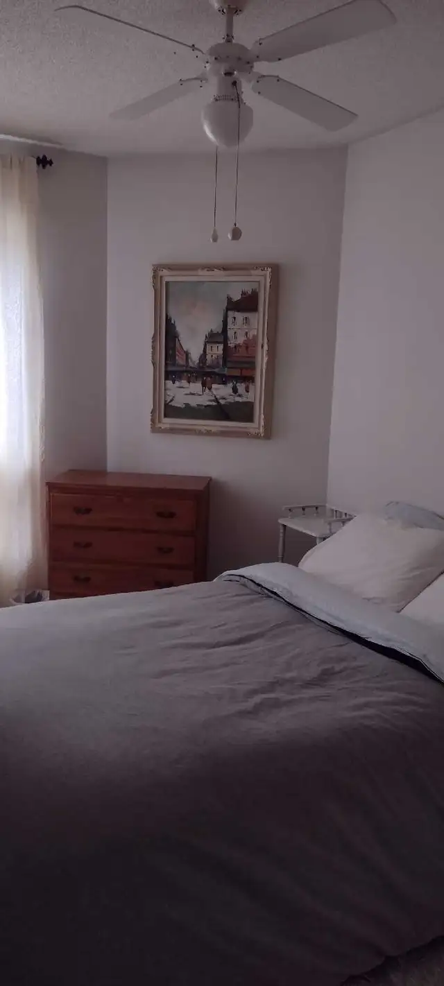 FEMALE ONLY! Furnished/unfurnished bedroom for rent