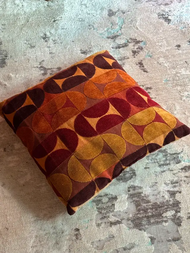 VINTAGE RETRO MID CENTURY VELVET CUSHION62863268841601121