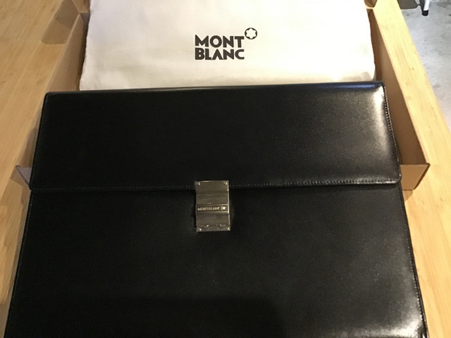 Mont Blanc Black Leather Briefcase  for men dans Autre  à Ville de Montréal - Image 3