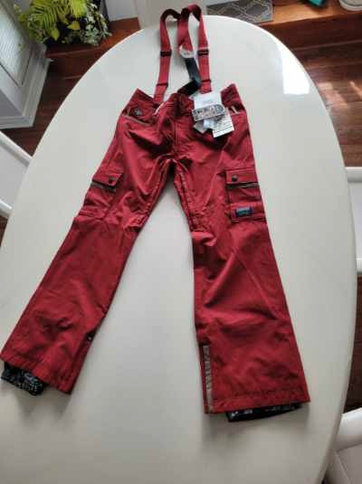 SUGAPOINT Ski/Snowboard Pants Ladies Red in Ski in Markham / York Region