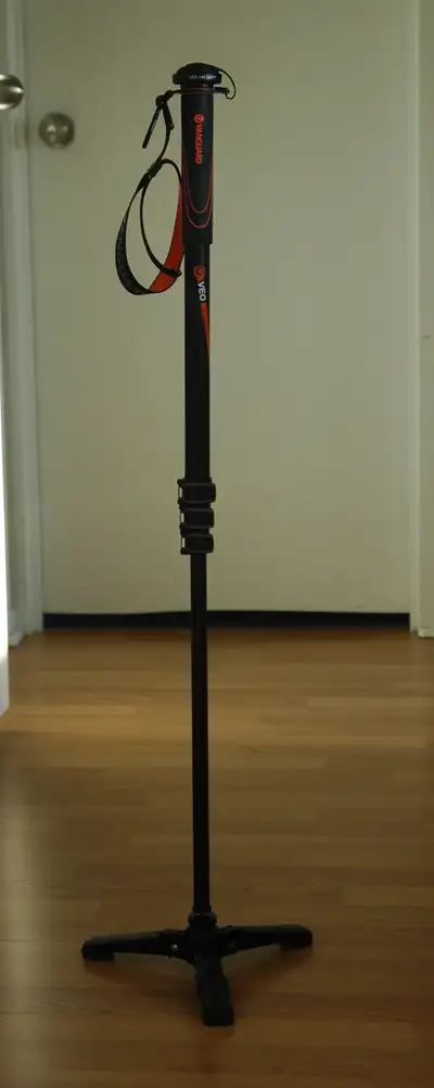VANGUARD MONOPOD with 3 LEGS STABILIZER, View more