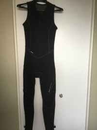MEC womens wetsuit size 8