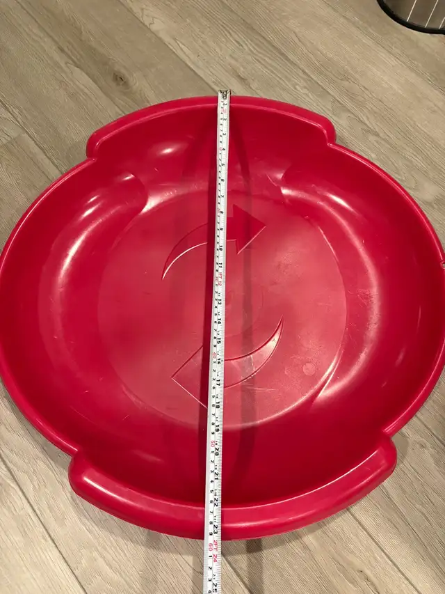 Era Group Saucer Sled in Toys in Oshawa / Durham Region - Image 3