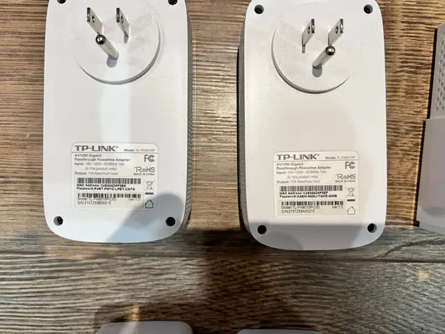 Lot of 14 Powerline Ethernet Adapters (TP-Link,D-Link,TrendNet)63234753853697122