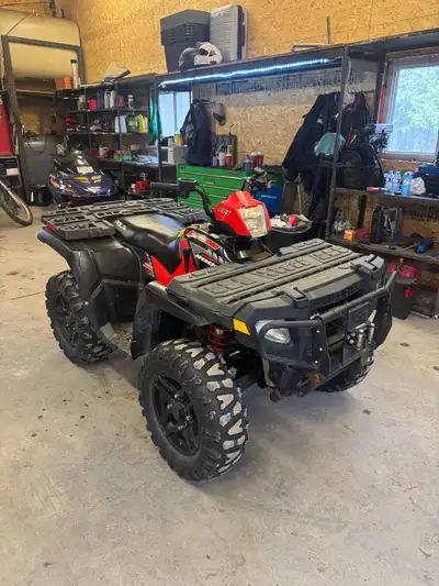 07 sportsman 800, runs good, aftermarket muffler. Fan wired to switch on cluster. New rear shaft u j...