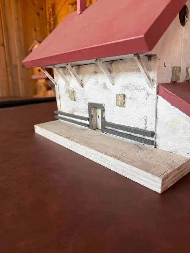 Vintage railroad station birdhouse in Other in Edmonton - Image 2
