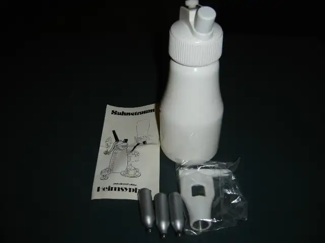 Cream Whipper65048391023745123