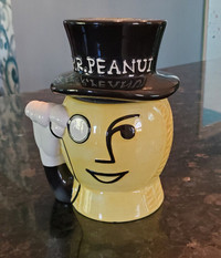 Planters Mr. Peanut Cookie/Nuts Jar