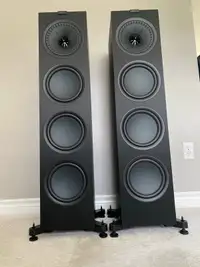 Kef Q950 tower speakers 