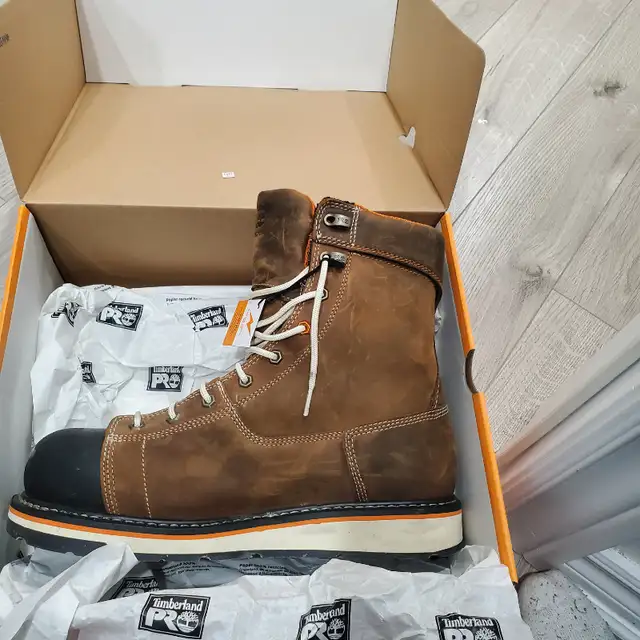 NEW Timberland Boots & Work Construction Gear in Men's Shoes in City of Toronto - Image 4