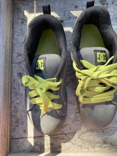 DC running shoes 1Y, View more