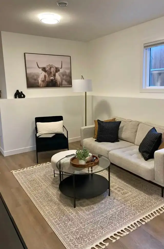 Beautiful 2 bedroom suite available immediately