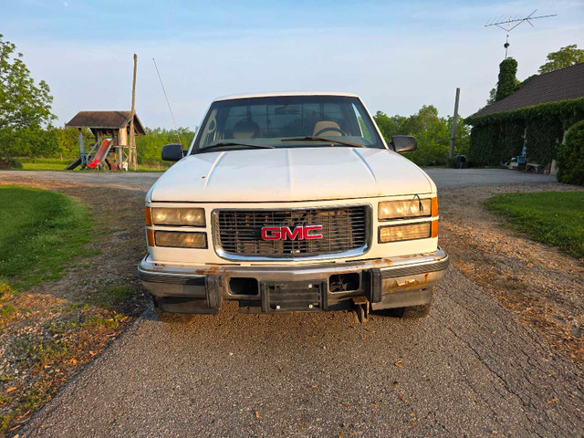 97 6.5 diesel 2500 series pickup for parts in Cars & Trucks in Norfolk County - Image 2