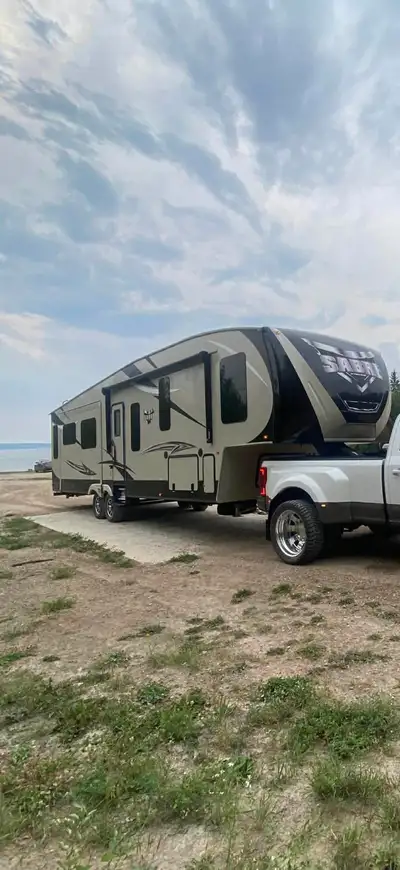 2002 Professional Big Rig& RV polish Polishing Title: Professional Big Rig & RV Polishing – Greg’s M...