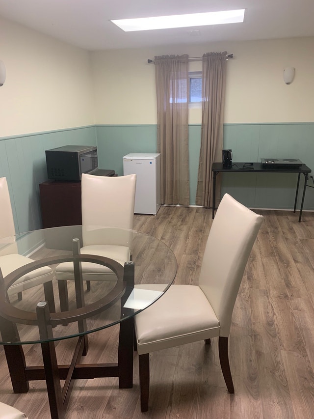 1 bedroom+Den basement for rent near Clarkson Go station Long Term