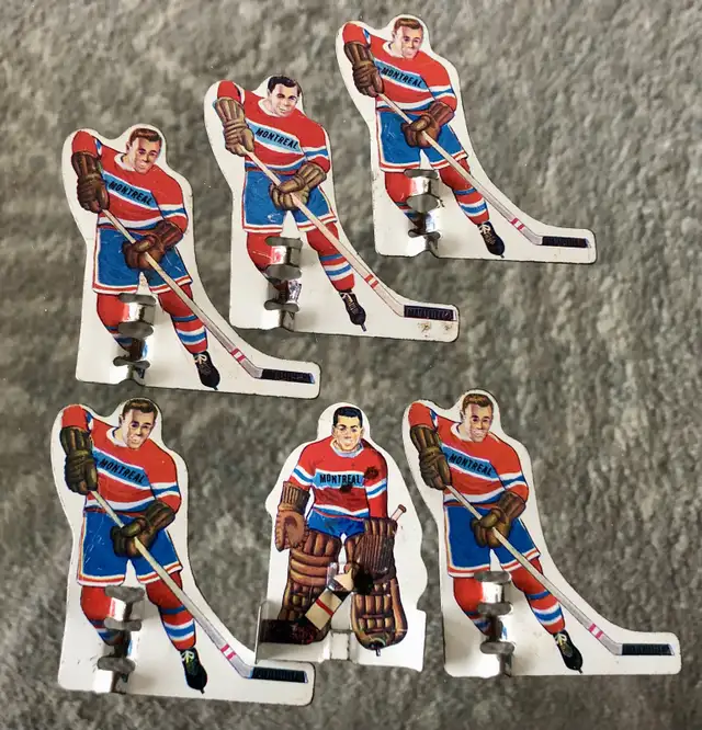 60s MUNRO metal hockey players rare set. 3 teams. in Arts & Collectibles in Oakville / Halton Region - Image 5