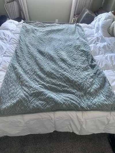 Plush Premium Weighted Blanket by Gravid, View more