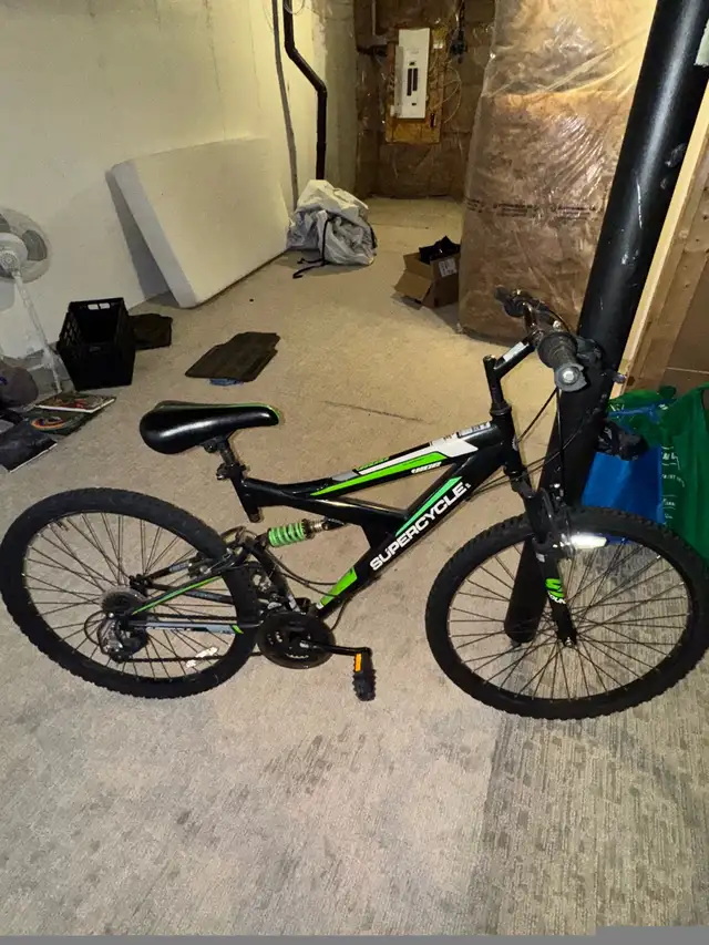 Bicycle For Sale in Road in Cambridge - Image 3