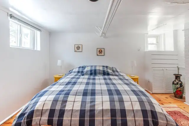 Bloor & Ossington - Downtown Toronto Suite