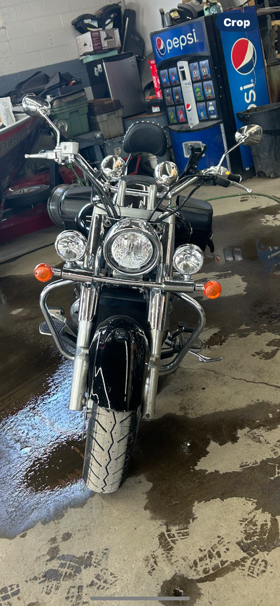 Has Batwing Saddle bags Bluetooth speaker $4500 OBO